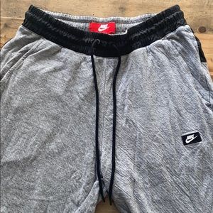 Size S Nike Gray Jogger Sweatpants